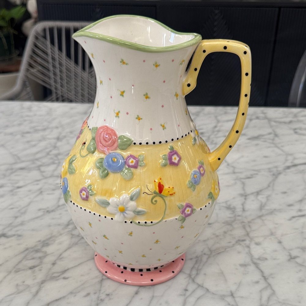 Mary Engelbreit Large 9.75" Pitcher 1999 Meadow Hostess Floral White Yellow